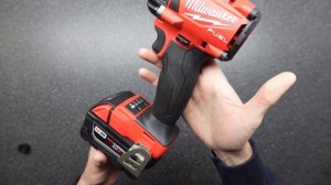 Milwaukee 2854-22R M18 FUEL™ 3/8 " Compact Impact Wrench w/ Friction Ring Kit (2854-20)