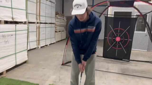 HOW TO BUILD A DIY GOLF SIMULATOR ... on a budget смотреть онлайн