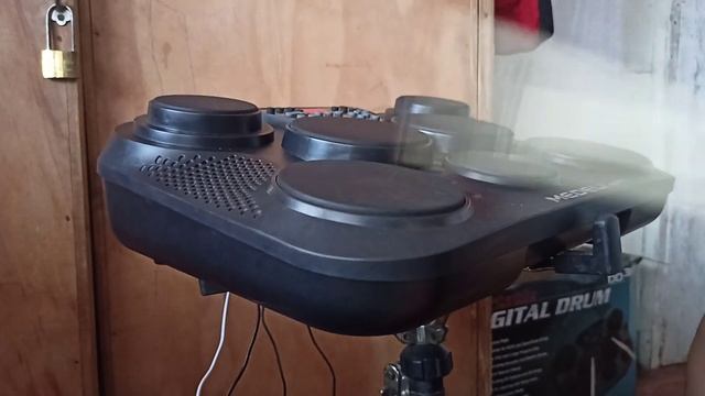 Keep on loving you by Reo Speedwagon Cover by Medeli dd315 смотреть онлайн