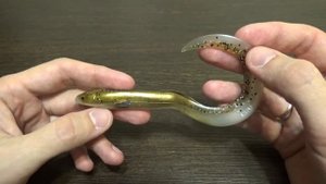 Видеообзор силиконового угря Savage Gear 3D Real Eel BULK по заказу Fmagazin