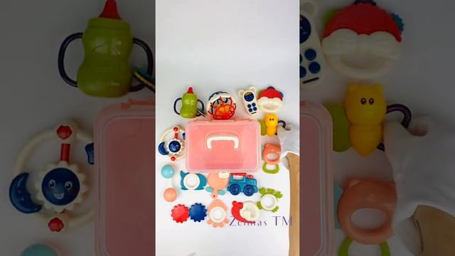 Набор погремушек и прорезывателей 16 шт в кейсе от Zeimas смотреть онлайн
