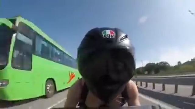 Мотодевочка из Владивостока