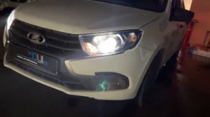 Вместо галогена установили bi-led модули Aozoom A13 на автомобиль Lada Granta 2019 года выпуска