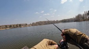 Рыбалка на лесном озере 2022. Рыбалка на микроджиг весной. Ловля окуня на ультралайт.