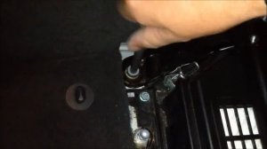 How To Remove The Battery From A VW 7L Touareg