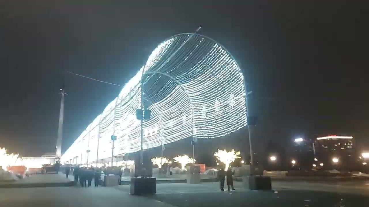 Светомузыкальный тоннель на Парке Победы (25.01.23)