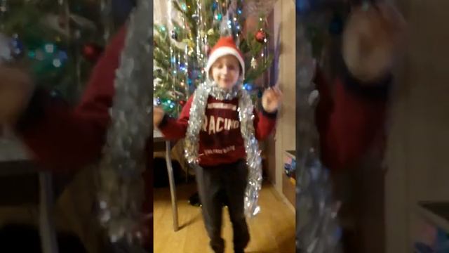 Расскажи снегурочка где была!!! СУПЕРТАНЕЦ ОТ КИРЮХИ!!! Подарок подписчикам и всем всем всем...