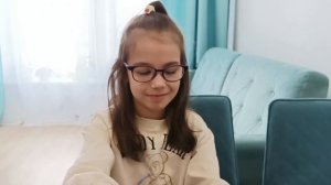 Украшаю Мишку стразами