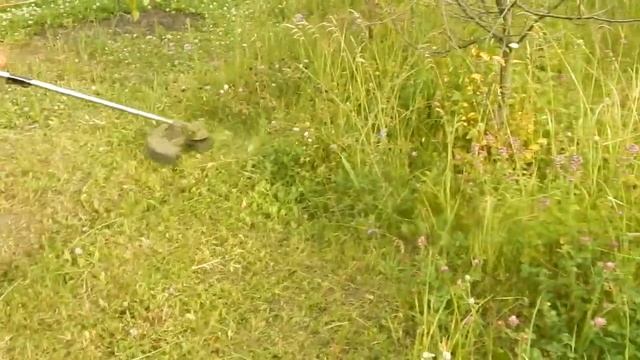 Электрическая газонокосилка(триммер) MTD !Машина-зверь!8 лет безотказной работы!Рекомендую! смотреть онлайн