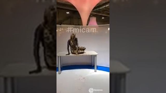 Девушки - туфли.??? Девушки превращаются в обувь. смотреть онлайн