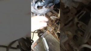 Ниссан Максима а33 замена подушки АКПП (верхней)