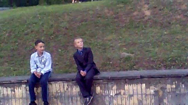 6 "Г" "Свободный парень ищу девушку=))" смотреть онлайн