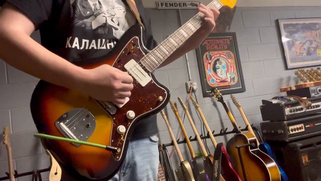 Jazzmaster JBE pickups Clean смотреть онлайн