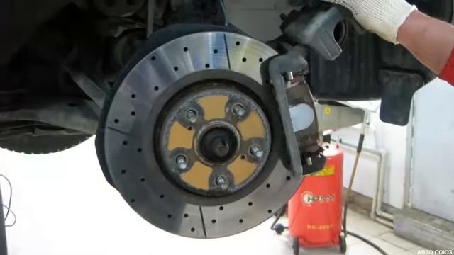 Для чего нужно делать чистку тормозов и так ли она эффективна смотреть онлайн