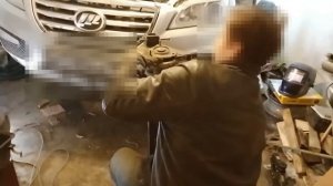 Снятие и разбор стойки автомобиля Lifan X60 своими руками