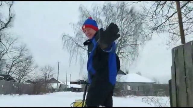 За водой.