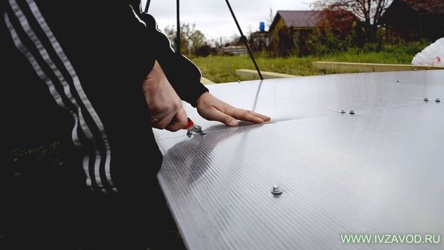 Установка поликарбоната на теплицу