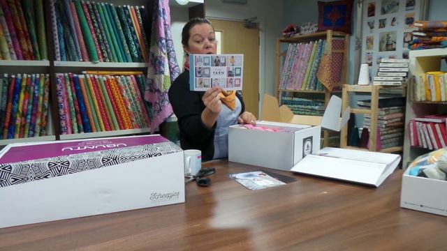 Scheepjes Ubuntu CAL Unboxing смотреть онлайн