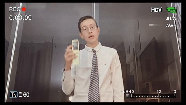 Утерянная реклама 16го Айфона про Макс, но это 2000й год смотреть онлайн