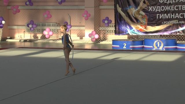 00529 Рубан Анна Обруч