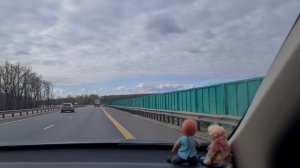 МЫ ПРИЕХАЛИ! УРА!!! Катя и Макс веселая семейка ЧЕЛЛЕНДЖ 24 ЧАСА в машине путешествие на юг ВЛОГ