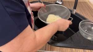 БЕДРА ИНДЕЙКИ,ЗАПЕЧЕННЫЕ В ДУХОВКЕ С ЯБЛОКАМИ