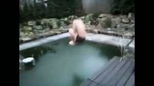 Один, два раза в день это упражнение делай, позвоночник не будет болеть.