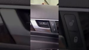 Снятие обшивки двери Mercedes-Benz W212 купе