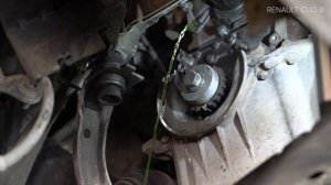 Как заменить комплект ремня ГРМ и водяной насос на RENAULT CLIO 3 [ВИДЕОУРОК AUTODOC]