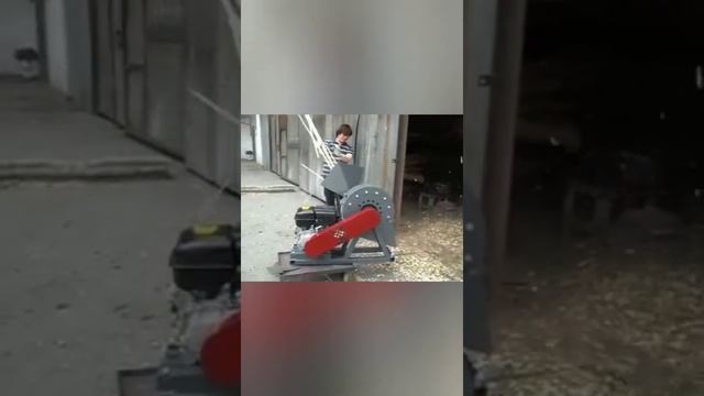 Вырубка деревьев для строительства дорог.  Утилизация стволов.