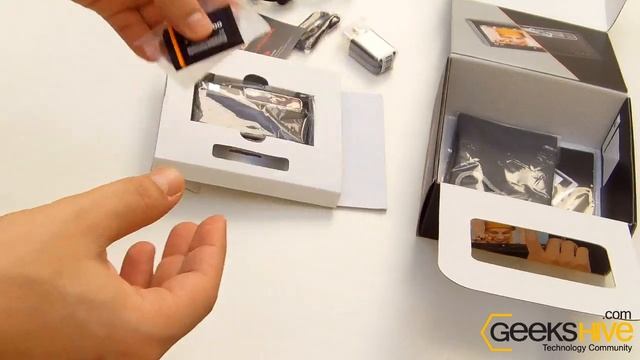 Kodak Slice Touchscreen Camera - Unboxing by www.geekshive.com смотреть онлайн