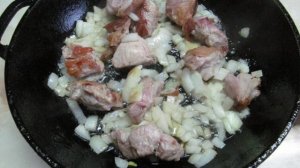 Свинина с гречкой и тыквой