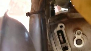 KTM 200-250 EXC открытие мощностного клапана по скобе. метки.