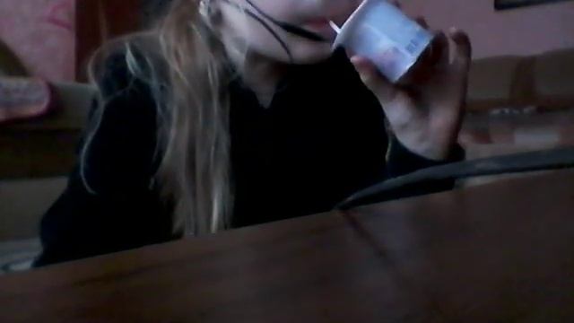 АСМР ем ёгурт смотреть онлайн