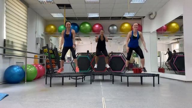 #Фитнес на батутах #jumping