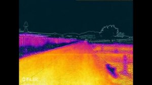 Пук на тепловизоре. Красная плёнка снимает без одежды?