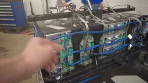 Батарея 49кВтч (EVE) часть 2: Монтаж. Battery mounting 49kWh EVE Nissan Leaf.