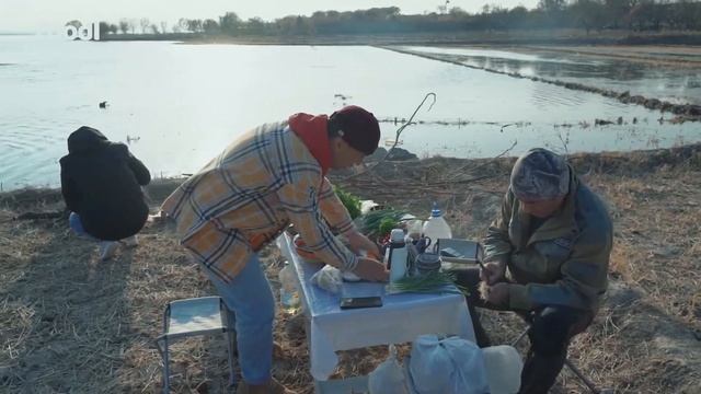 РЫБА ПО АЗИАТСКИ В КАЗАНЕ НА КОСТРЕ - Таджикистан смотреть онлайн