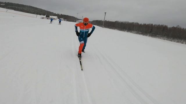 Хочешь научиться кататься на лыжах? Начни с этого упражнения! "Самокат" - самое полезное упражнение смотреть онлайн