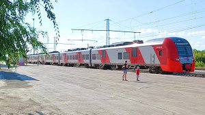 Магнитогорский вокзал, отправление скоростного поезда Ласточка в Челябинск (05.08.2022)