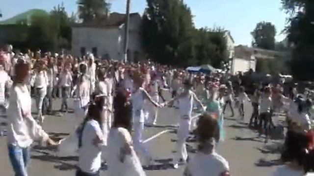 Бендериада 2013. Выступление ЦНК им.Я.Эшпая смотреть онлайн