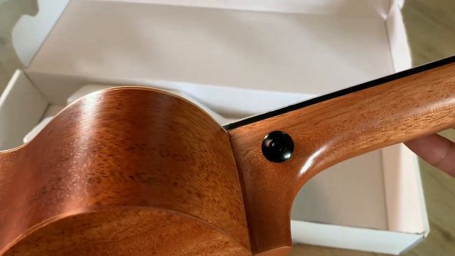 Xiaomi Populele Q1 Ukulele Unbox смотреть онлайн