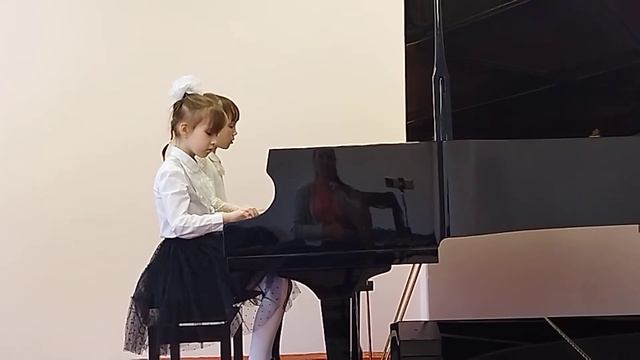 Е Крылатов Цветик семицветик исполняют Крылова Ксюша и Журина Юля смотреть онлайн