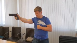 холостая тренировка с пистолетом 2