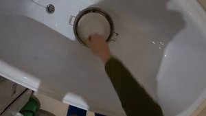 Как солить рыбу в квартире! Солим таранку! Самый простой и экономичный способ!