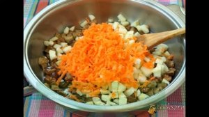 Соте с баклажанами, кабачком, морковью и перцем