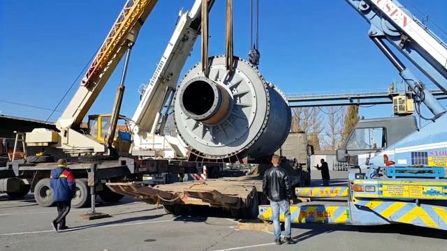 Перегрузка дробилки для перевозки по маршруту Белгород - Якутия смотреть онлайн