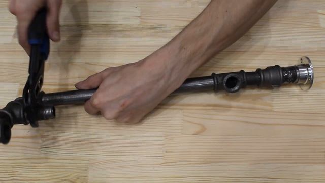 Лампа Эдисона из металлических труб. Лофт смотреть онлайн