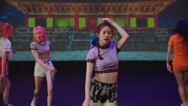 MOMOLAND(모모랜드) - “BAAM” Special Video смотреть онлайн