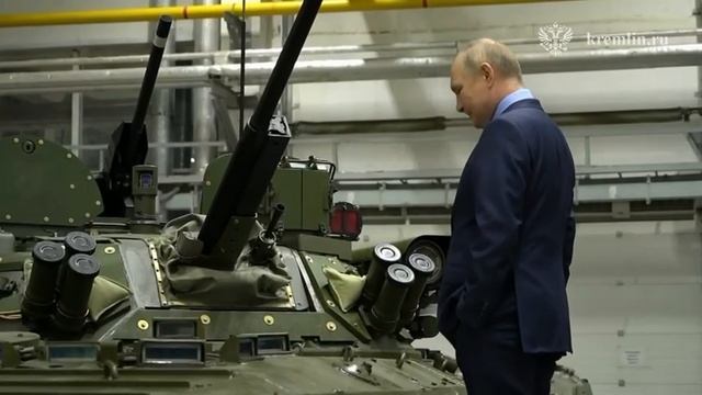 ❗️Владимир Путин лично проверил технику для СВО